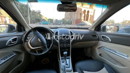 Chevrolet Optra 2022 White Used for Sale - 5