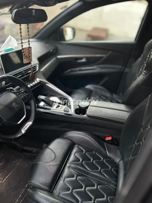 Peugeot 3008 2021 Gray Used for Sale - 9
