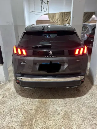 Peugeot 3008 2021 Gray Used for Sale