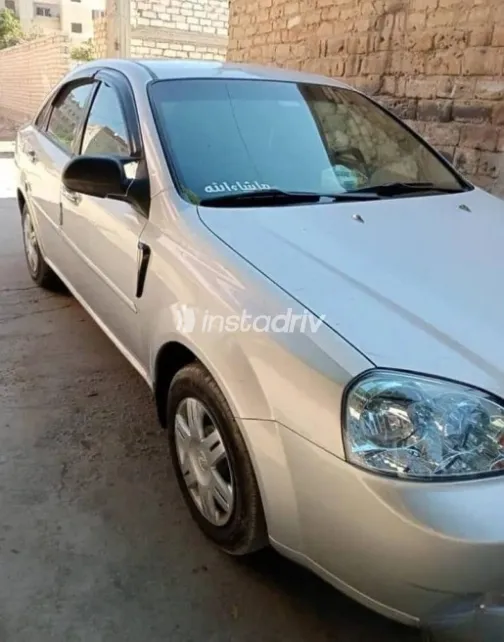Chevrolet Optra 2014 Silver Used for Sale - 3