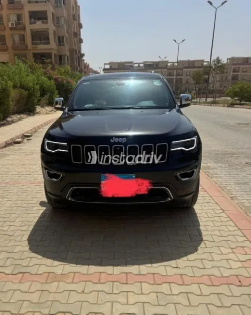 Jeep Cherokee 2022 Black Used for Sale - 2