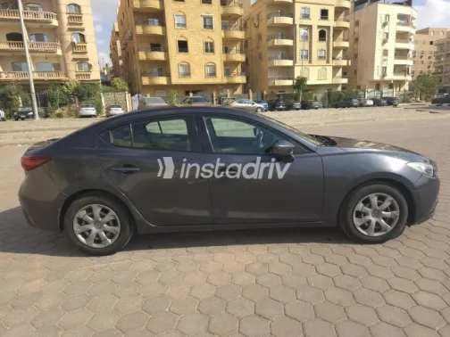 Mazda 3 2016 Gray Used for Sale - 2