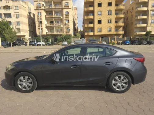 Mazda 3 2016 Gray Used for Sale - 3