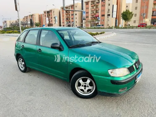Seat Ibiza 2001 White Used for Sale - 6