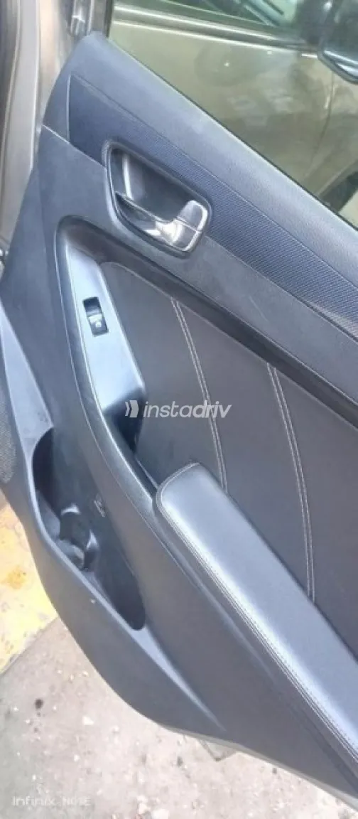 دفسك ايجل 580 2019 أبيض مستعملة للبيع - 8