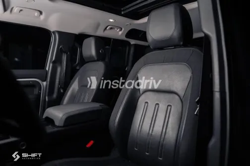 Land Rover Defender 2020 Silver Used for Sale - 4