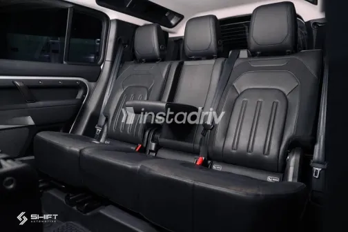 Land Rover Defender 2020 Silver Used for Sale - 5