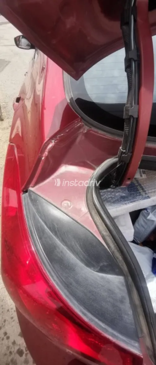 Hyundai Elantra 2013 Red Used for Sale - 7