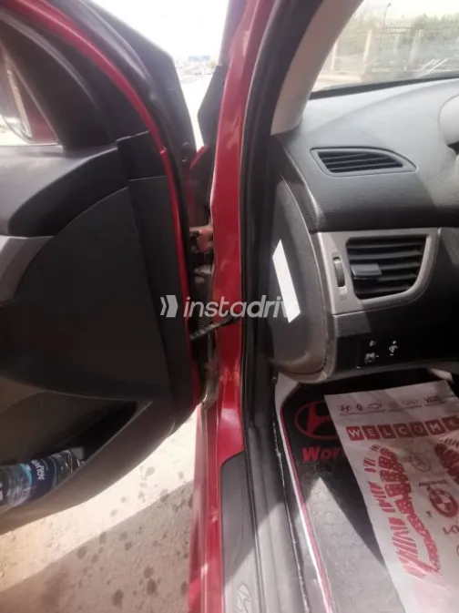 Hyundai Elantra 2013 Red Used for Sale - 10