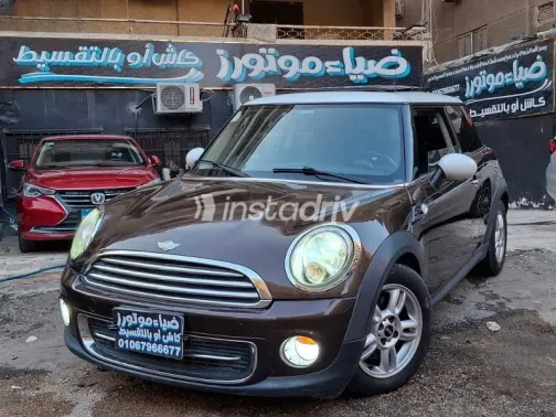 Mini Cooper 2011 Brown Used for Sale - 1