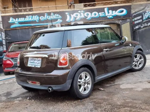 Mini Cooper 2011 Brown Used for Sale - 4