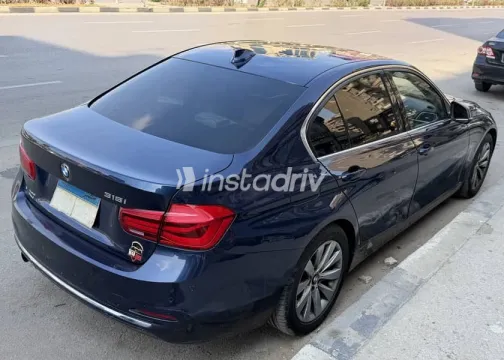 BMW 318 2019 Dark Blue Used for Sale - 1