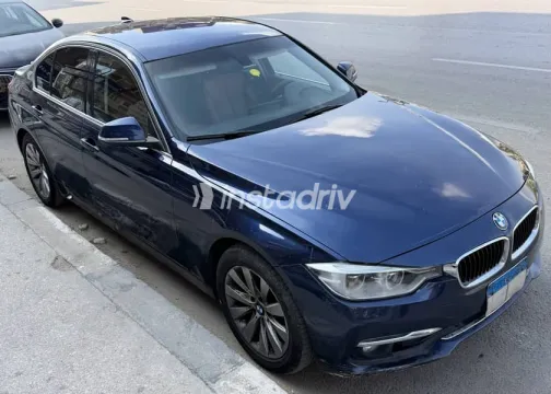 BMW 318 2019 Dark Blue Used for Sale - 4