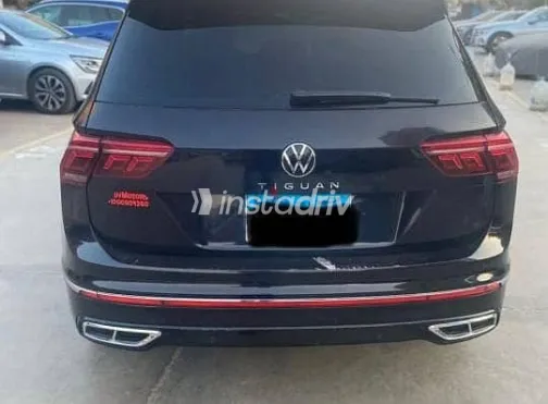 Volkswagen Tiguan 2021 Black Used for Sale - 5
