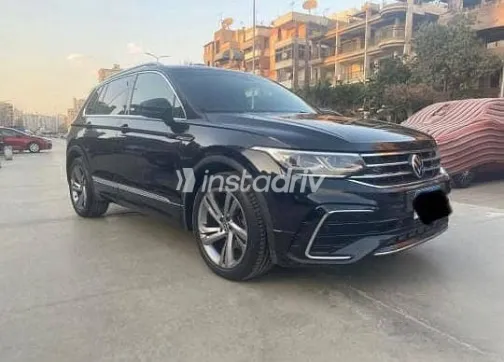 Volkswagen Tiguan 2021 Black Used for Sale - 7