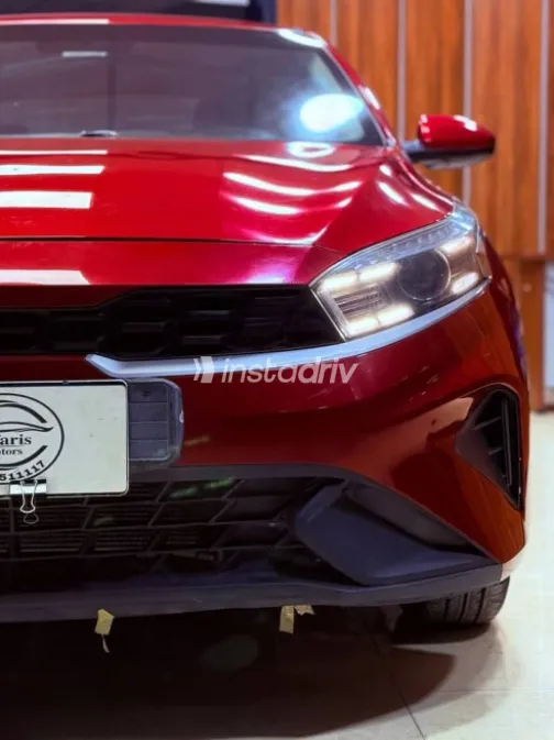 Kia Cerato 2022 Red Used for Sale - 3