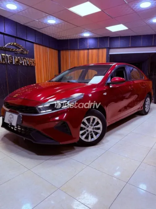 Kia Cerato 2022 Red Used for Sale - 4