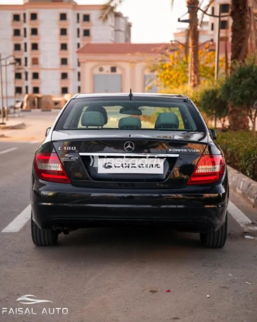 Mercedes C 180 2012 Black Used for Sale - 4