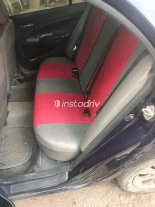 بى واى دى‬ F3 2021 أبيض مستعملة للبيع - 5