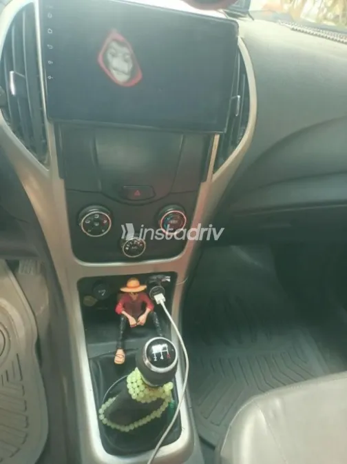 بى واى دى‬ F3 2021 أبيض مستعملة للبيع - 7