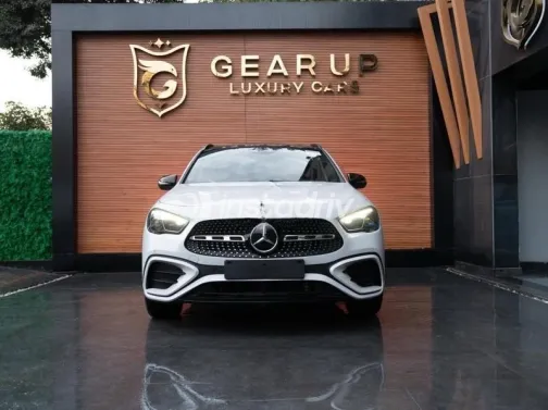 مرسيدس GLA 200 2025 أبيض مستعملة للبيع - 1