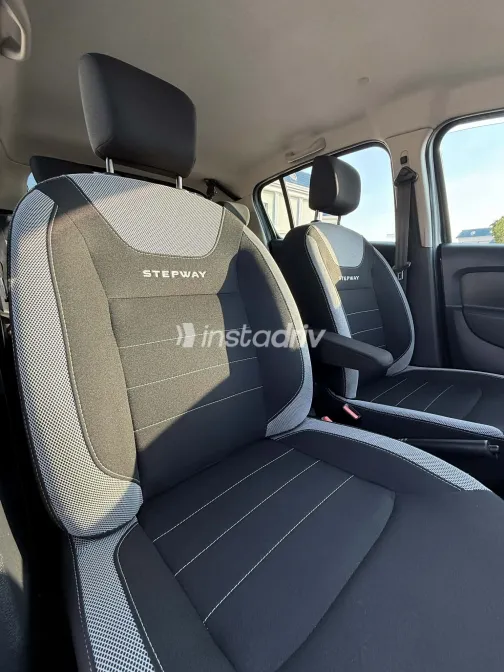 Renault Sandero Step Way 2022 Gray Used for Sale - 1