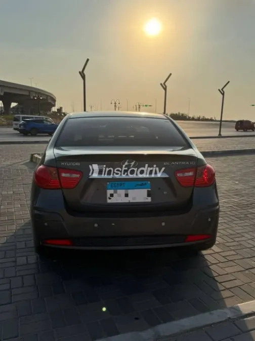 Hyundai Elantra 2020 White Used for Sale - 3