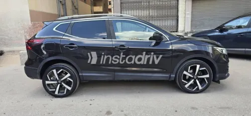 Nissan Qashqai 2020 White Used for Sale - 9
