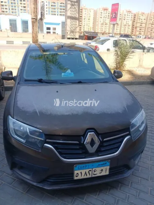 Renault Logan 2018 White Used for Sale - 2