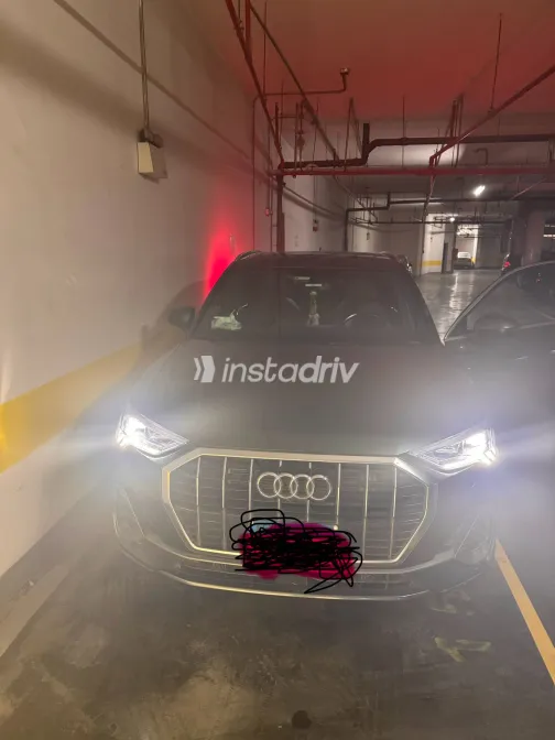 Audi Q3 2024 Gray Used for Sale - 2