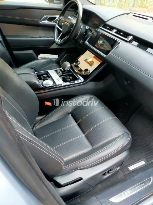 Land Rover Velar 2021 Silver Used for Sale - 4