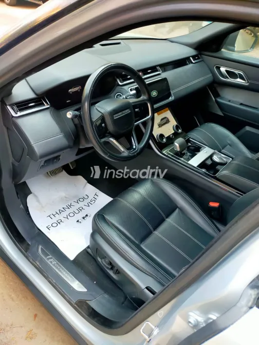 Land Rover Velar 2021 Silver Used for Sale - 9