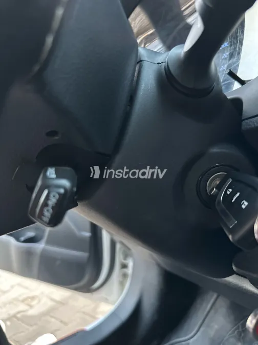 Toyota Corolla 2019 White Used for Sale - 2