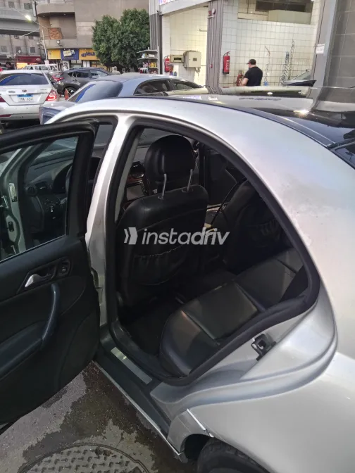 Mercedes C 180 2003 Gray Used for Sale - 1