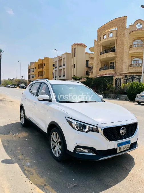 MG ZS 2021 White Used for Sale - 4