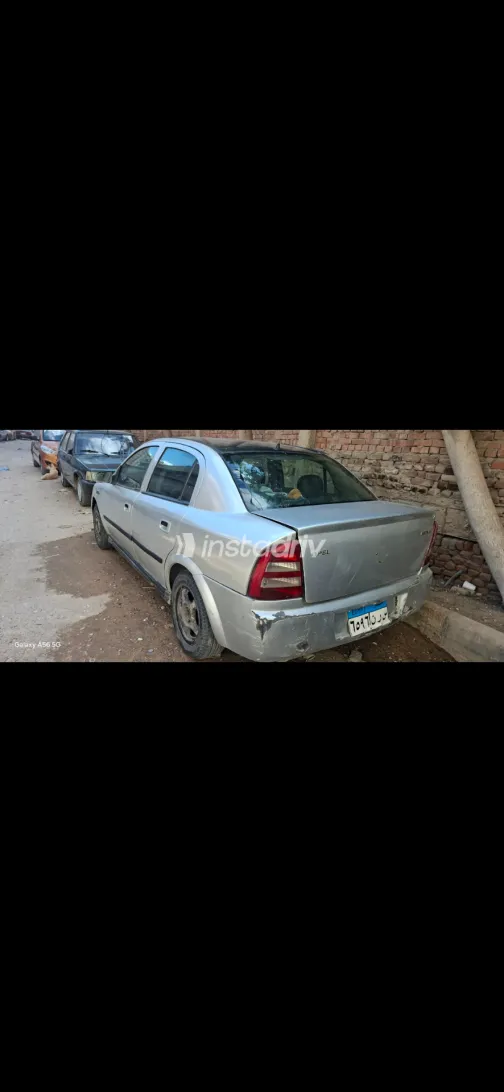 Opel Astra 2004 Gray Used for Sale - 1
