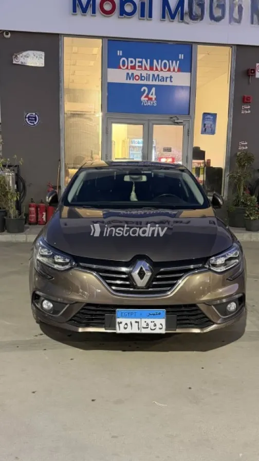 Renault Megane 2021 Brown Used for Sale - 1
