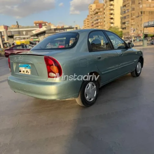 دايو لانوس 2005 أخضر مستعملة للبيع - 4