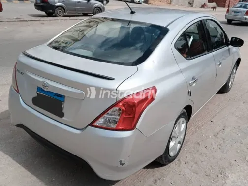 Nissan Sunny 2019 Silver Used for Sale - 3