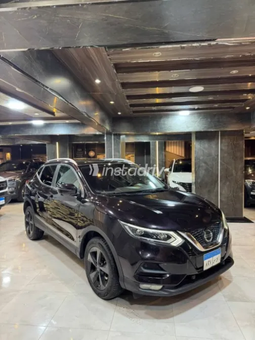 Nissan Qashqai 2021 Brown Used for Sale - 3