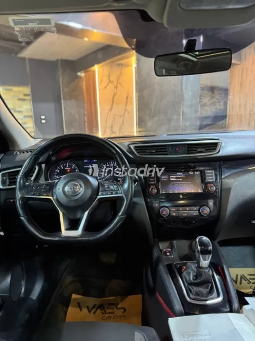Nissan Qashqai 2021 Brown Used for Sale - 7