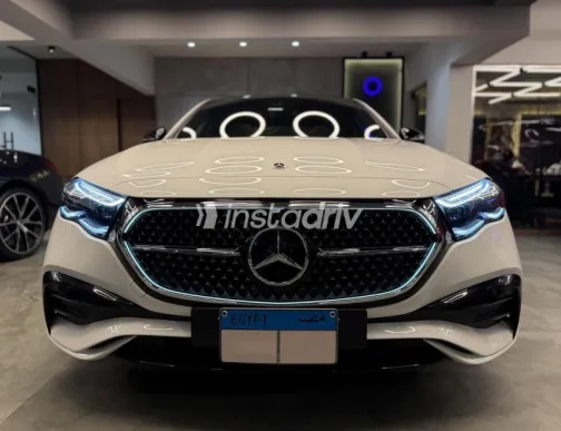 مرسيدس E 200 2024 أبيض مستعملة للبيع - 3