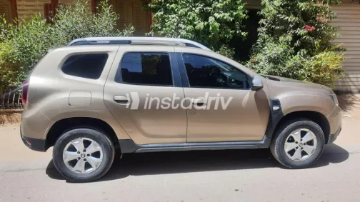 Renault Duster 2019 White Used for Sale - 9