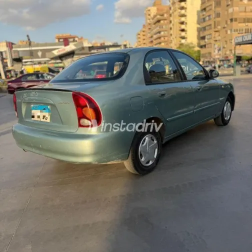 دايو لانوس 2005 أخضر مستعملة للبيع - 4