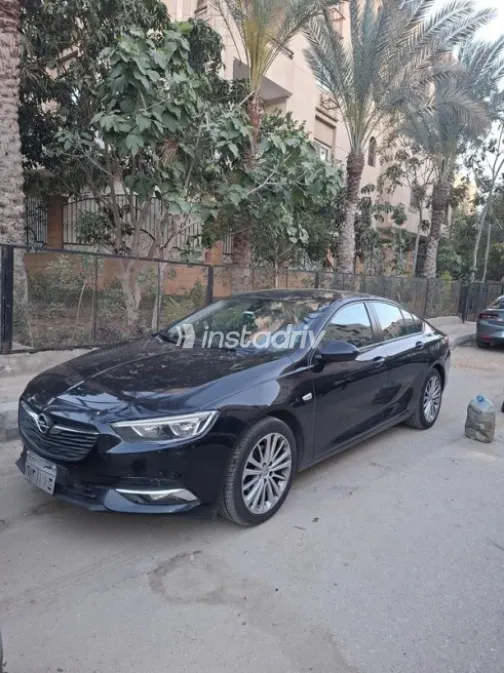 Opel Insignia 2018 White Used for Sale - 2