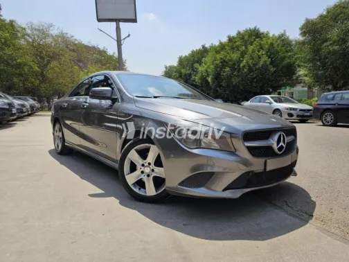 مرسيدس CLA 180 2014 فضي مستعملة للبيع - 4