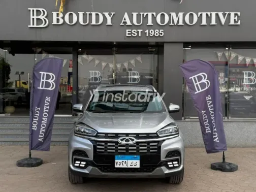 Chery Tiggo 8 2025 Gray Used for Sale - 4