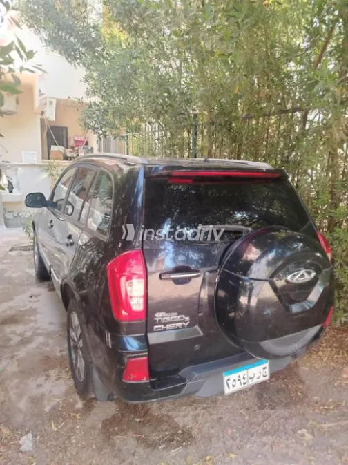 Chery Tiggo 3 2021 White Used for Sale - 4