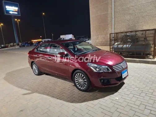 Suzuki Ciaz 2015 Dark Red Used for Sale - 2
