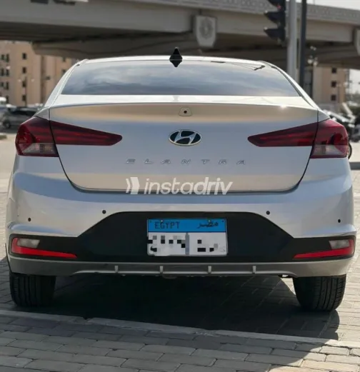 Hyundai Elantra 2025 Silver Used for Sale - 4